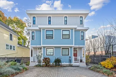 99 Kinnaird Street #2 1