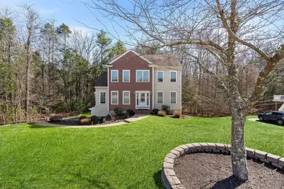 29 Regatta Dr 1