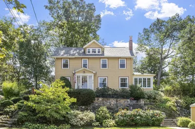 318 W Emerson St