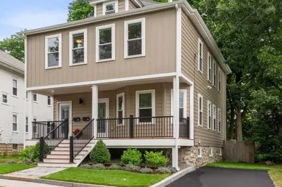 41-43 Elliot St #1 1