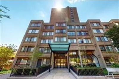 1731 Beacon St #420