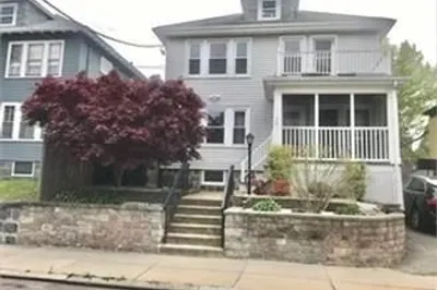 107 Wrentham St #2 1