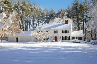 353 Lindsay Pond Rd 1