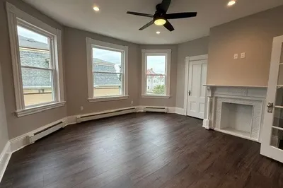 30 Dyer Ave #2 1