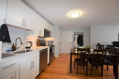 88 Charles St #17