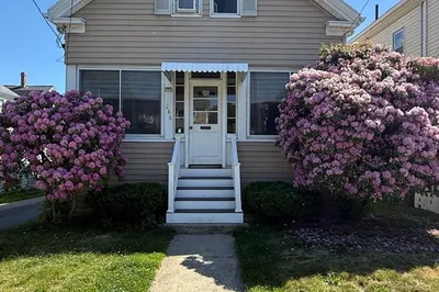 246 N Central Ave 1