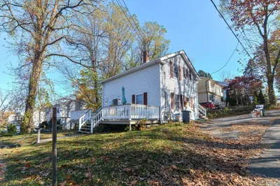 293 Stafford St 1
