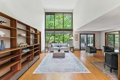 26 Ashfield Ln