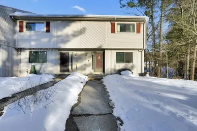28 Southbridge Rd #308 1