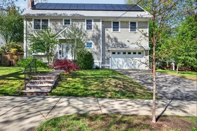 182 Adams Avenue 1