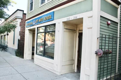 242 W Broadway #1 1