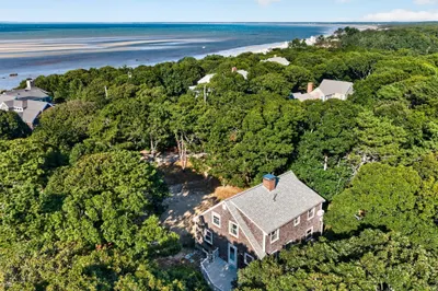92 Dune Road 1