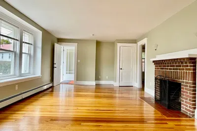 5 Fairview Ave #1