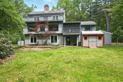237 Shutesbury Rd 1