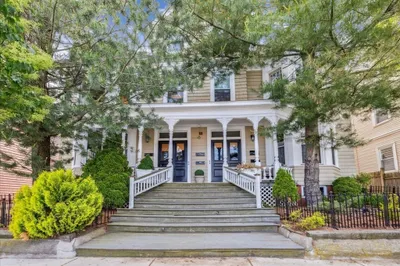 46 Beacon St #1 1