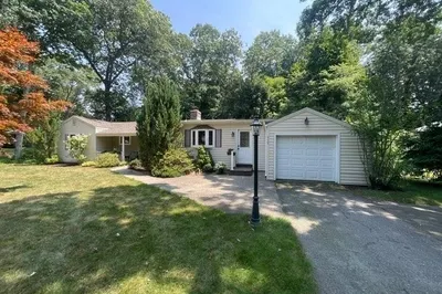 117 Hazardville Rd 1