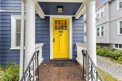 99 Saint Rose St #1 1