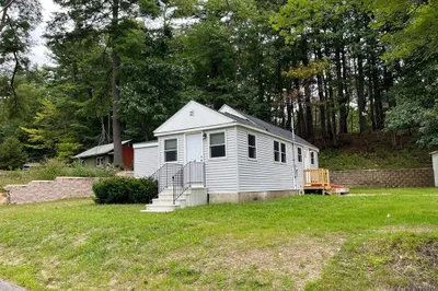 61 Acadia Rd
