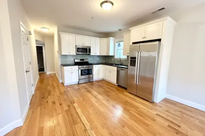 995 Dorchester Ave #2 1