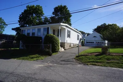 12 Lothrop St
