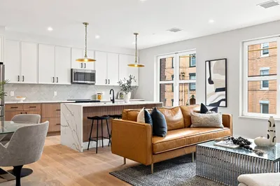 27 Guild Street #302 1