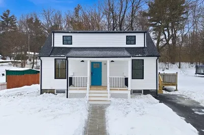 26 Rivulet St