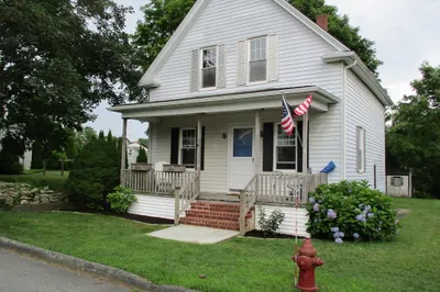 54 Arnold St