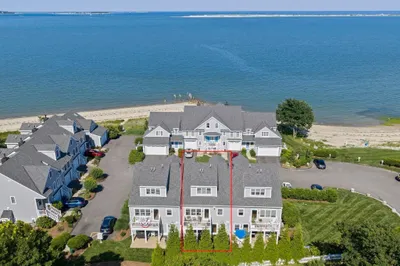 60 Robbins Road #25 1