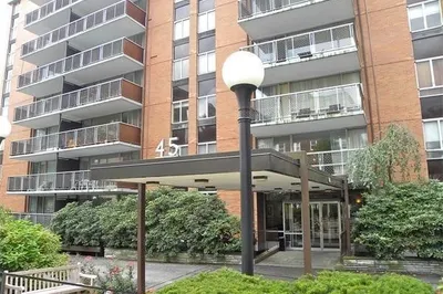45 Longwood Ave #606 1