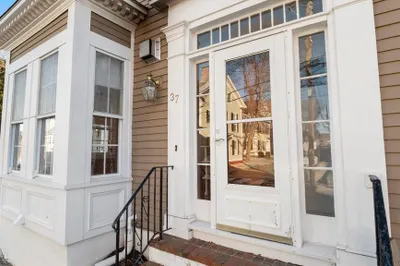 37 Fair St #37