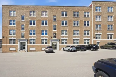 4 Chatham Place #3 1