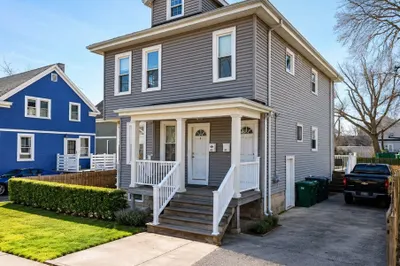 41 Daniels St #2