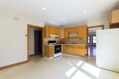 48 Harvard St #2 1