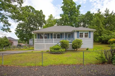23 Cady Street 1