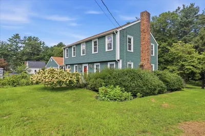 10 Parker Dr 1