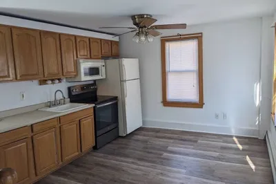 63 E Main St #3
