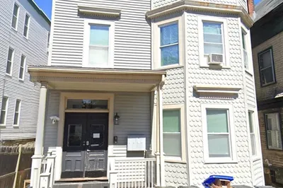 34 Whiting St #1 1