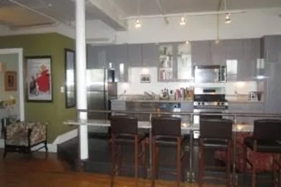 10 Williams St #28 1