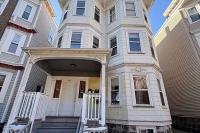 133 Harold Street #2