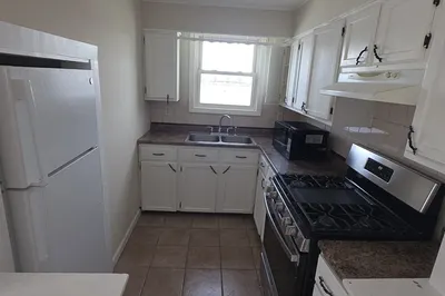 105 6th Street #3 1