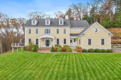 25 Old Stone Cir 1