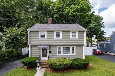 32 Tufts Rd
