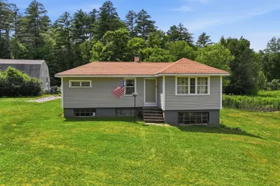 78 Blackmer Rd 1