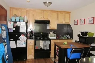 91 Crescent Street #8