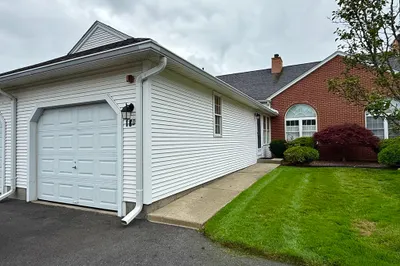 18D Castle Hill Road #18D 1