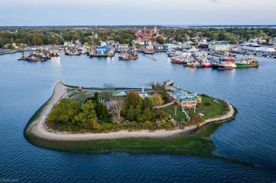 1 Crow Island 1