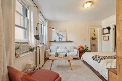 120 Riverway #4 1