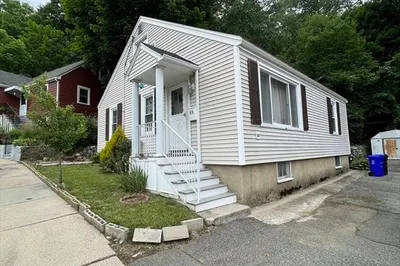 89 Glen Rock Ave 1