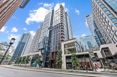 135 Seaport Blvd #818 1