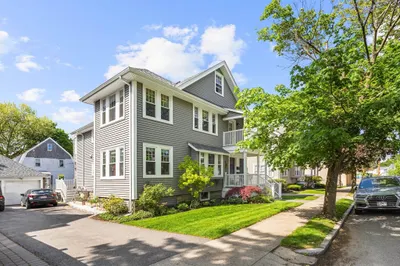60 Wyman St #60